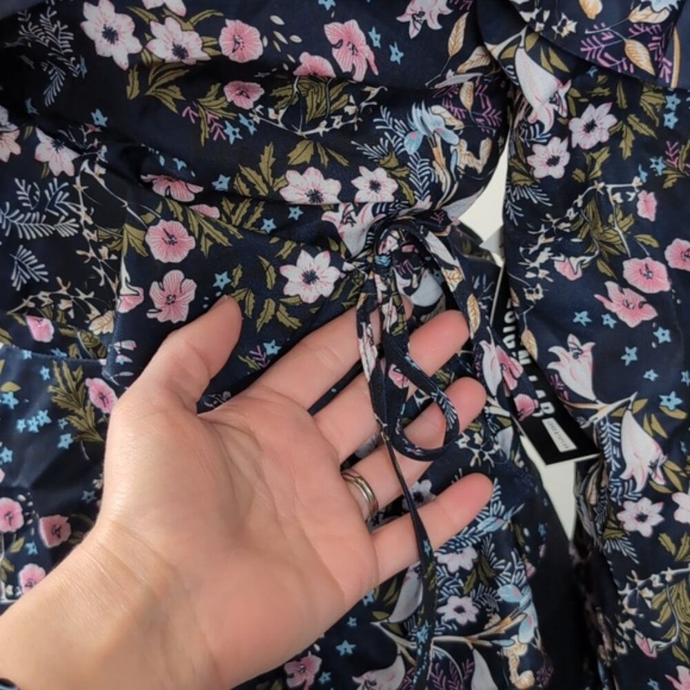 NEW Design Lab Floral Cold Shoulder Wrap Top Long Sleeve Ruffle Lord & Taylor - Picture 4 of 14